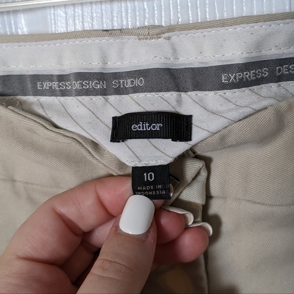 Like-New Express Design Studios Editor Khaki Wide Leg Dress Pants Size 10 - Picture 2 of 9